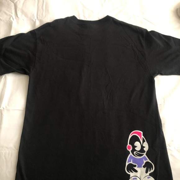 Men’s KidRobot T-Shirt - Picture 4 of 4